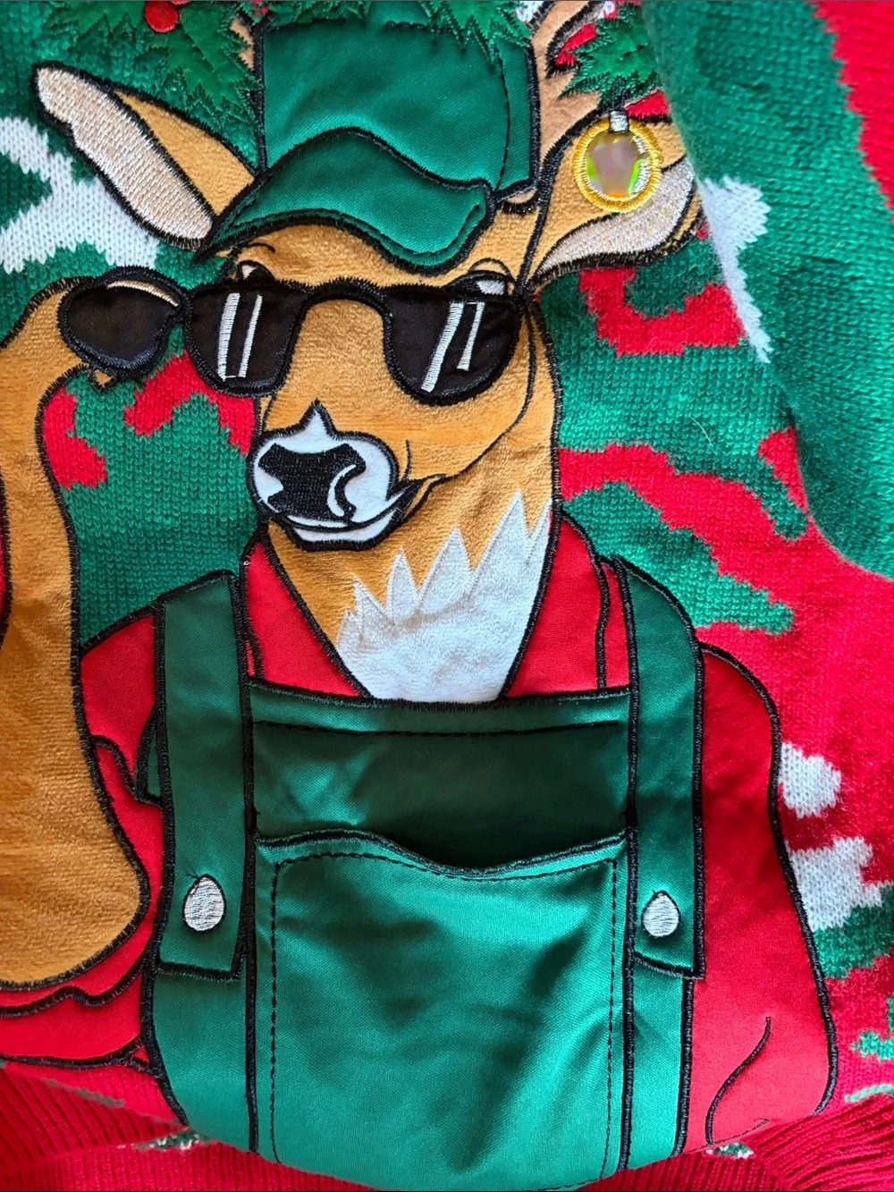 Holiday Time Reindeer Sunglasses Sweater Sz XL (46-48)Ugly Christmas Camo Pocket